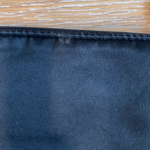 Lulu Guinness London Kiss and Make Up Top Zipper Pouch Red Lips - Picture 7 of 9